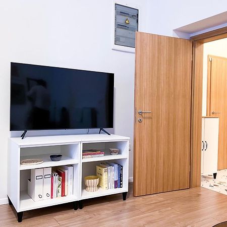 Aumetz Square Apartment Idrija Luaran gambar